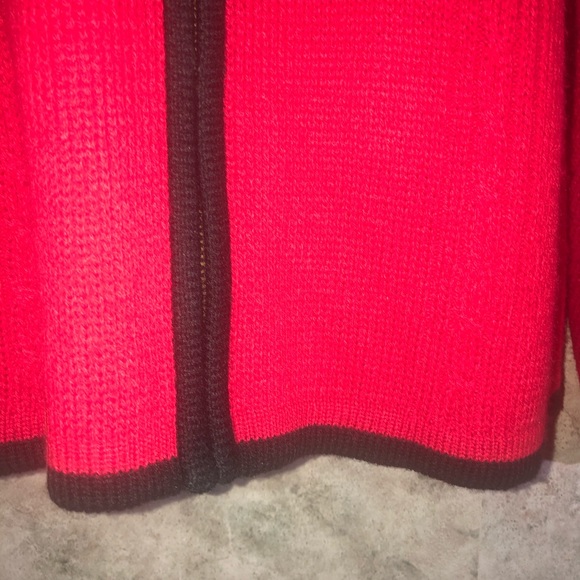 Crystal Kobe Zippered Red Knitted Cardigan - Picture 4 of 12